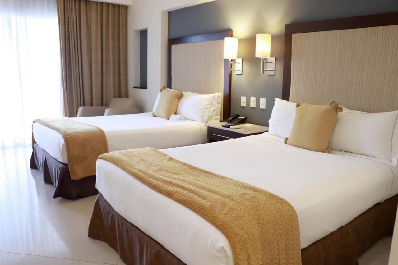 Casa Francisco Hotel เควนาวากา ภายนอก รูปภาพ