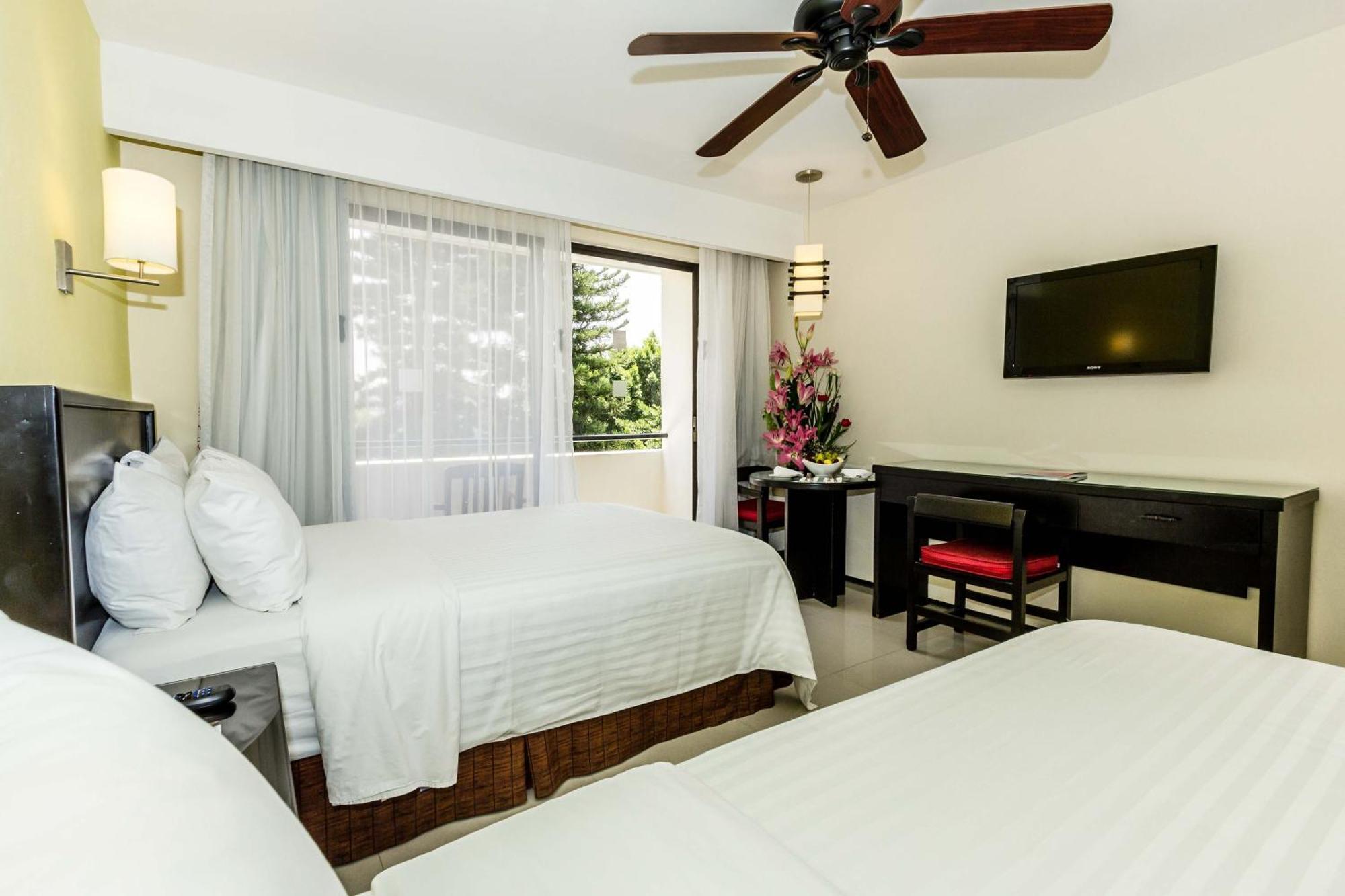 Casa Francisco Hotel เควนาวากา ภายนอก รูปภาพ